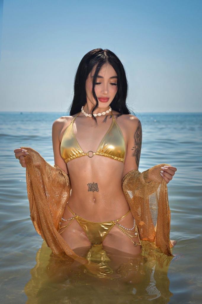 Chica busca chico en Alicante: Chica busca chico