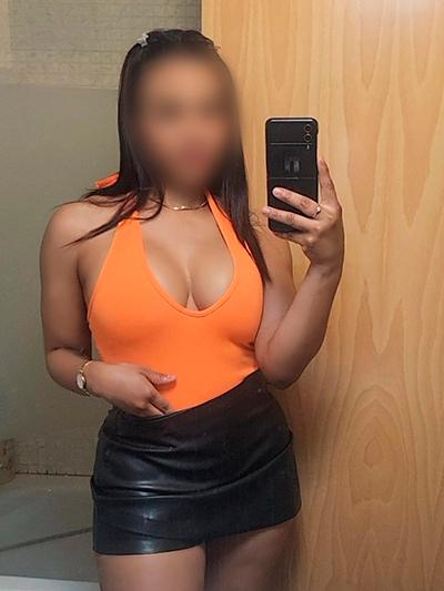 Chica busca chico en Barcelona: 