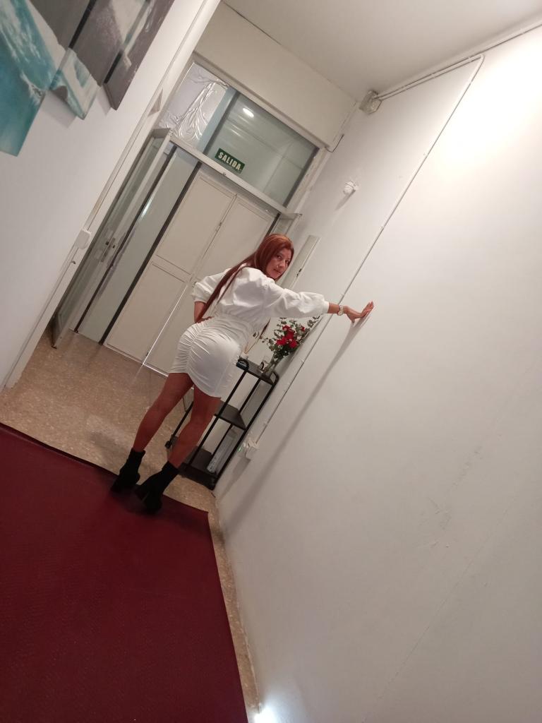 Chica busca chico en Sevilla: 