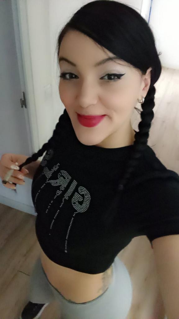 624884101: Chica busca chico en Navarra