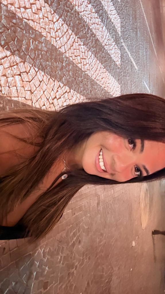 632169533: Chica busca chico en Pontevedra