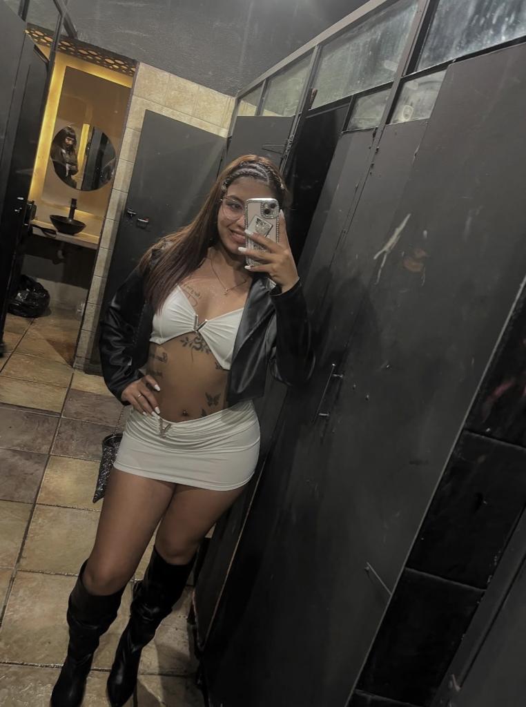 Chica busca chico en Tenerife: 
