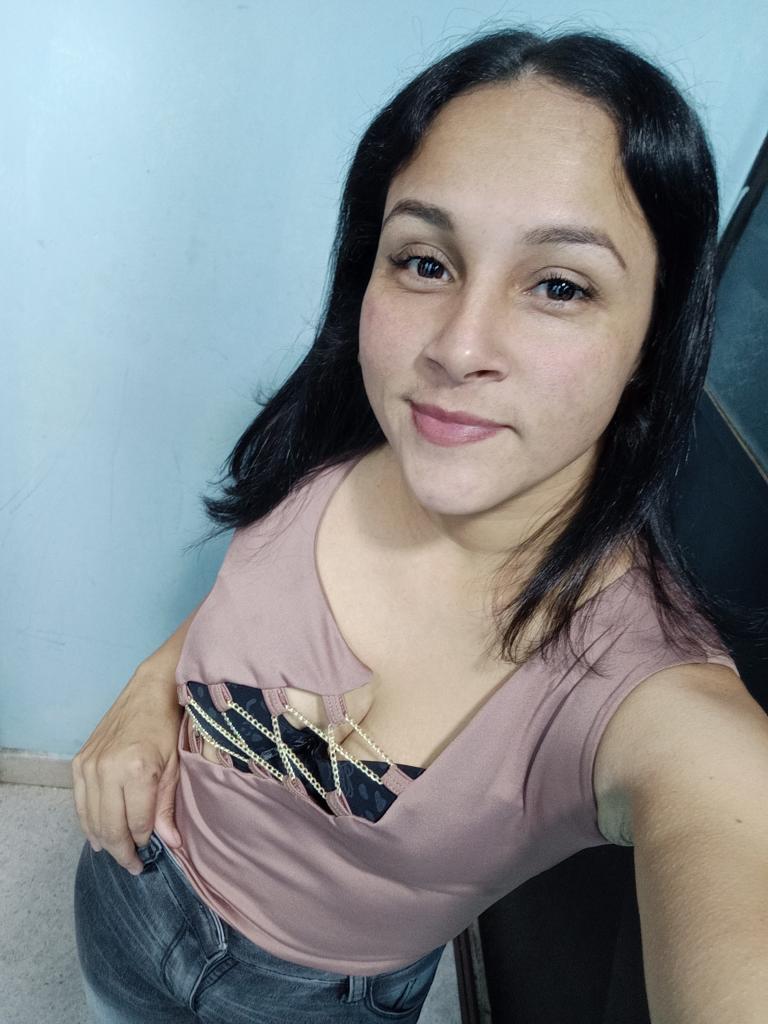 Chica busca chico en Huelva: 