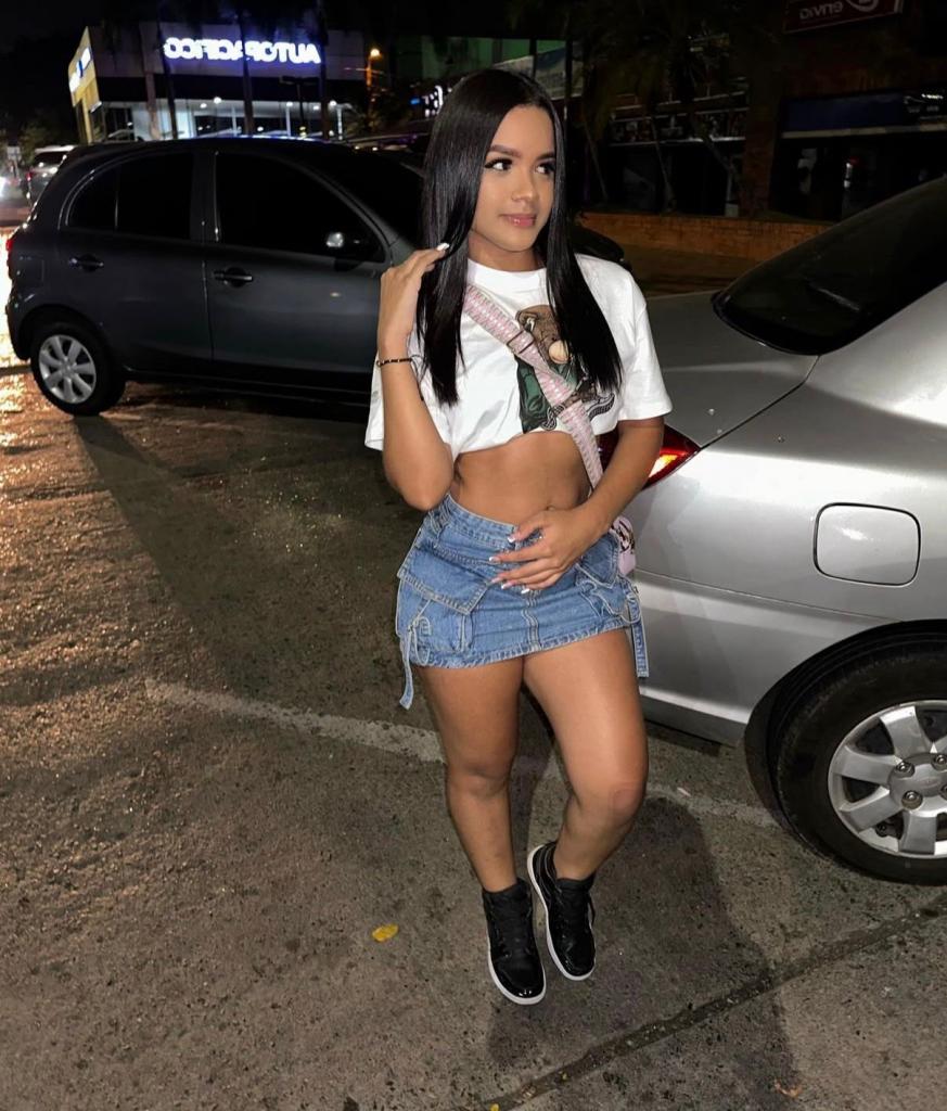 Chica busca chico en Tenerife: 