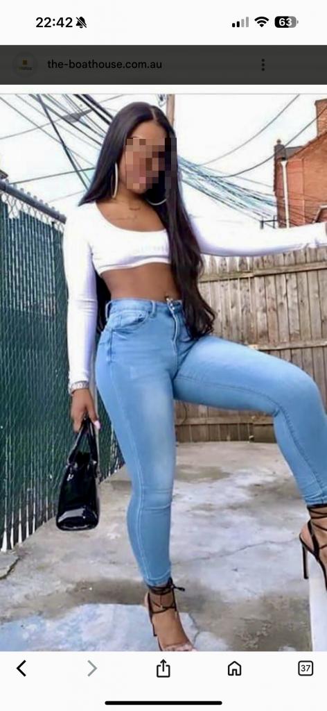 Chica busca chico en Sevilla: 