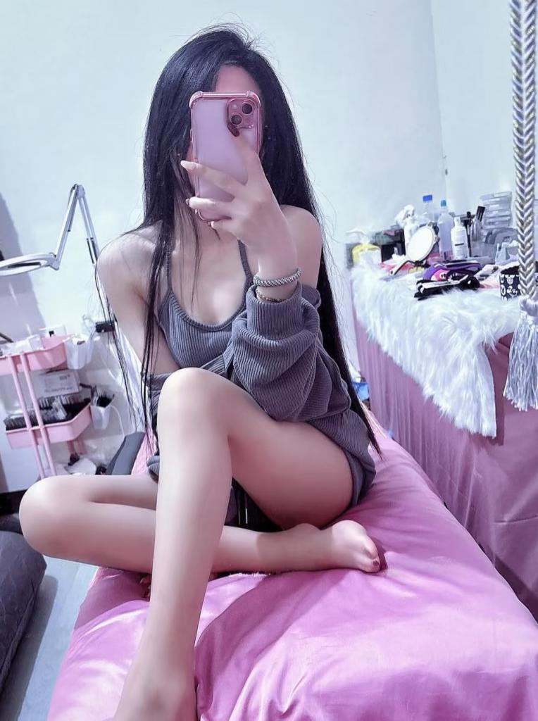 Chica busca chico en Barcelona: Chica busca chico