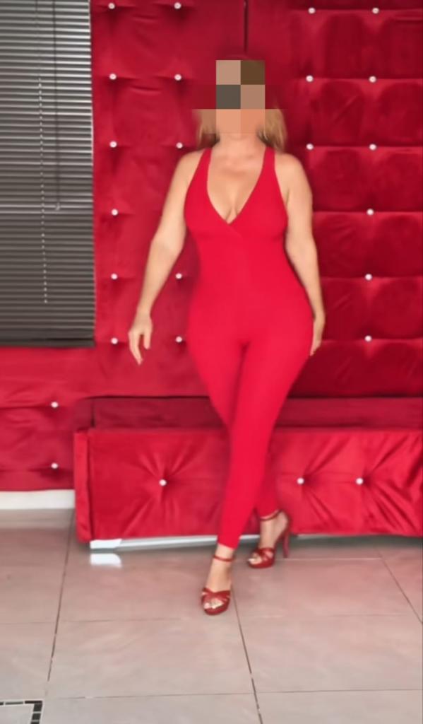 Chica busca chico en Jaén: 