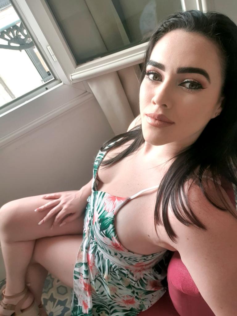 Chica busca chico en Sevilla: 