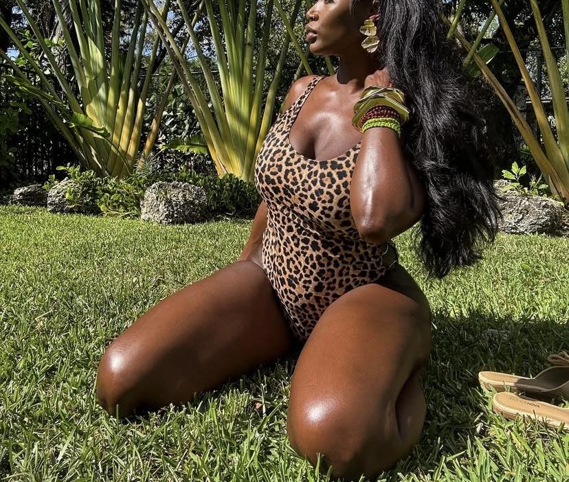 Chica busca chico en Cantabria: Chica busca chico