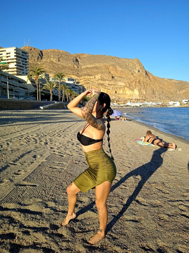 Chica busca chico en Almería: 