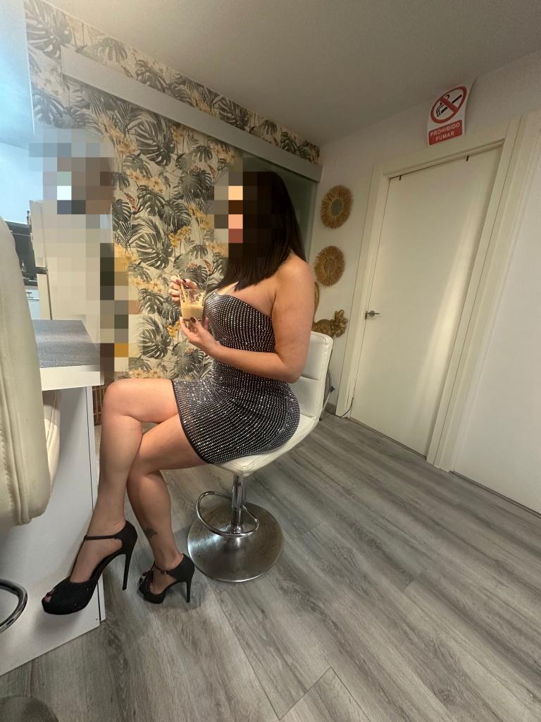 671874115: Chica busca chico en Pontevedra