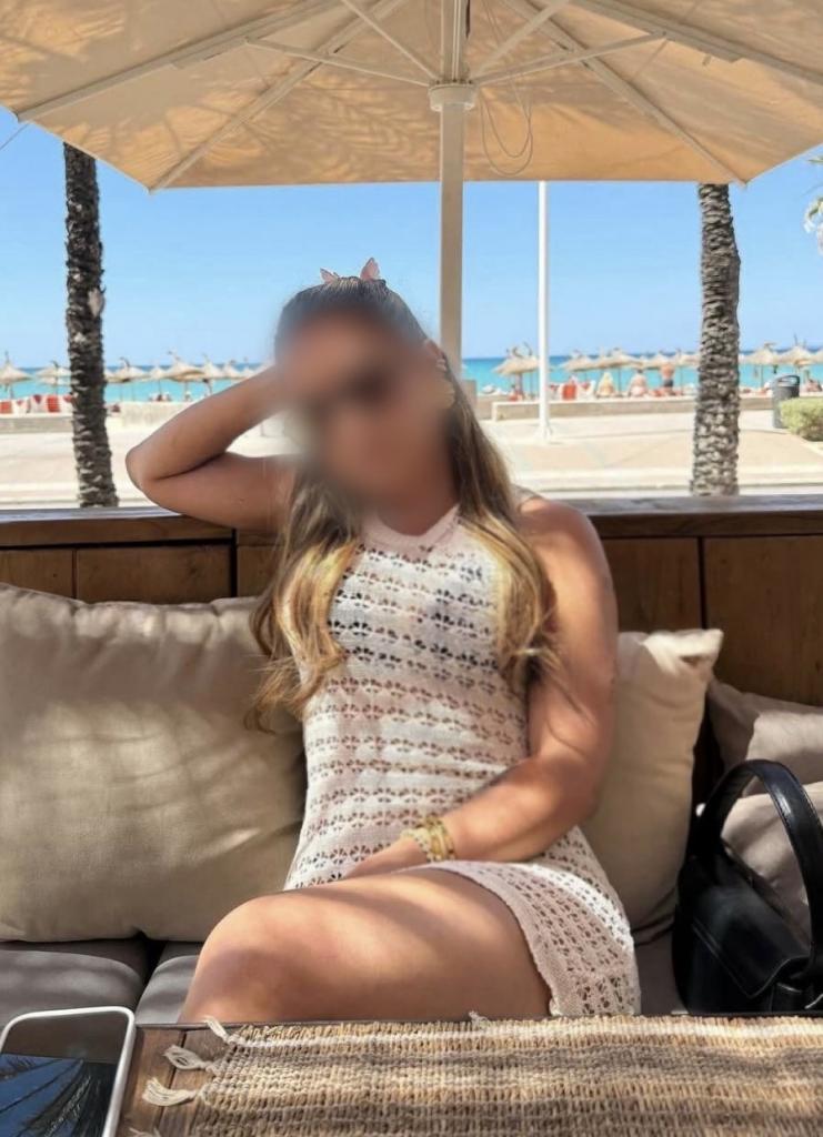 Chica busca chico en Granada: 
