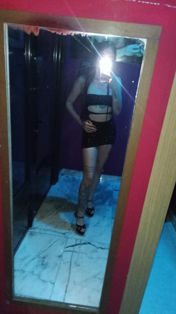 632297454: Chica busca chico en La Coruña