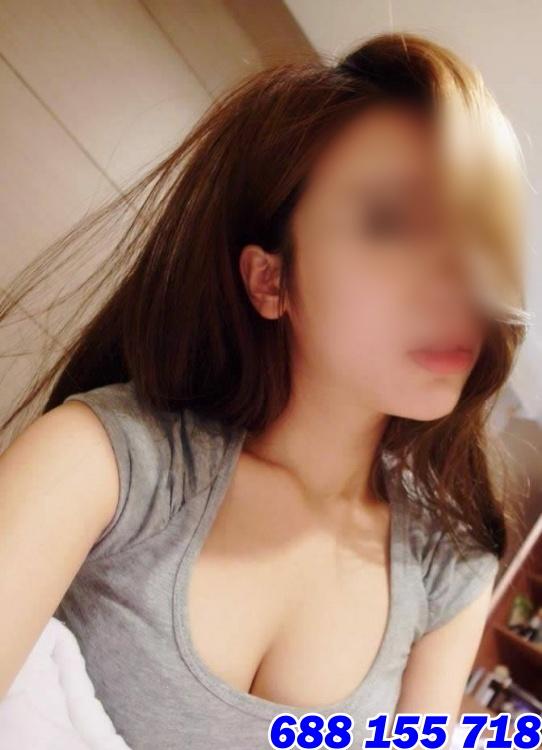 Chica busca chico en Alicante: Chica busca chico