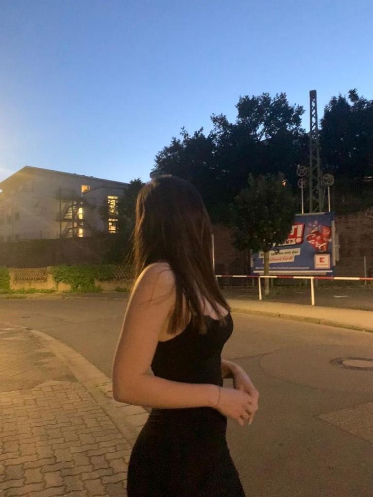 Chica busca chico en Tenerife: 
