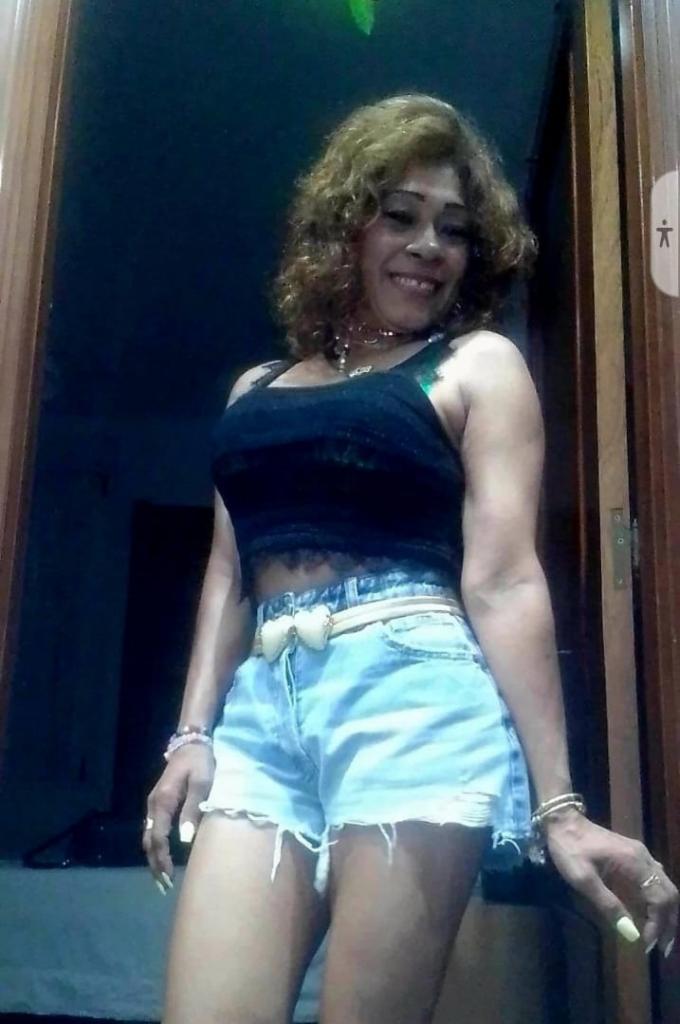 600389457: Chica busca chico en Guipúzcoa