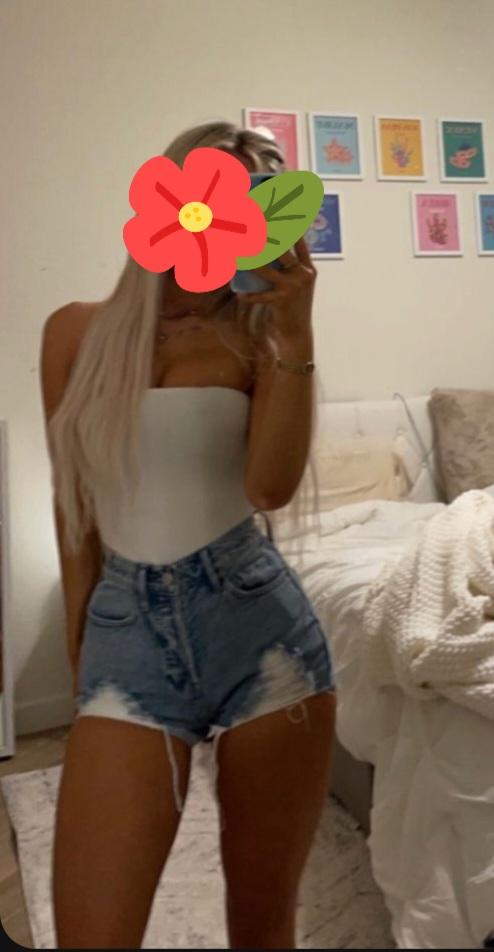 Chica busca chico en Cádiz: 