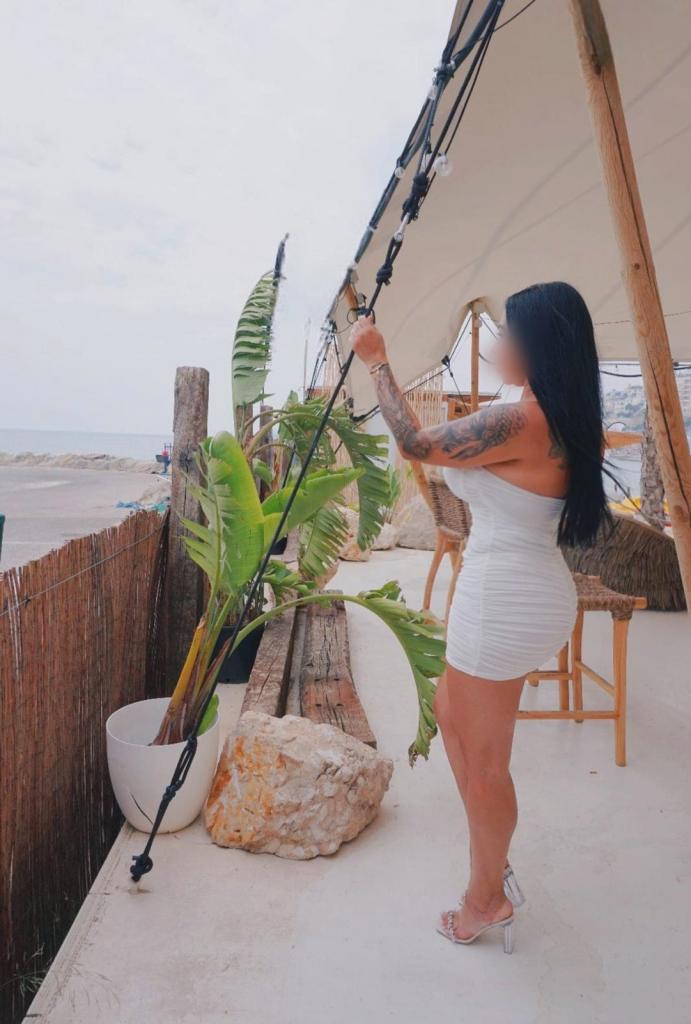 Chica busca chico en Alicante: 
