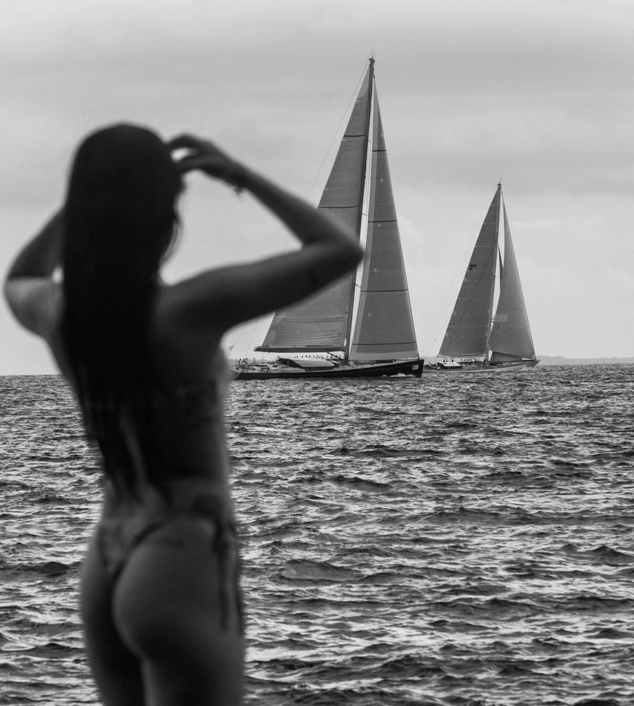 Chica busca chico en Barcelona: 