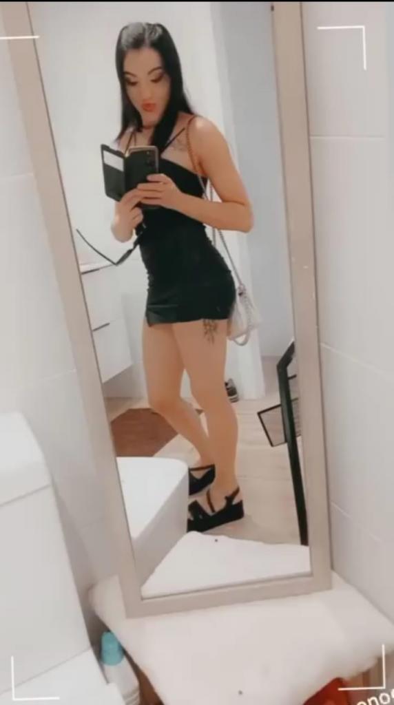 624884101: Chica busca chico en Navarra