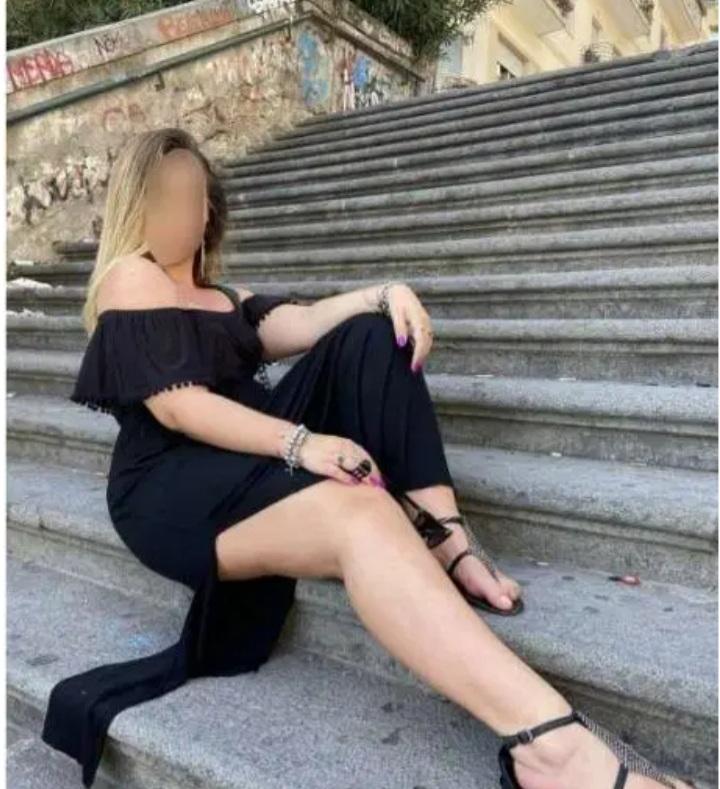Chica busca chico en Huelva: 