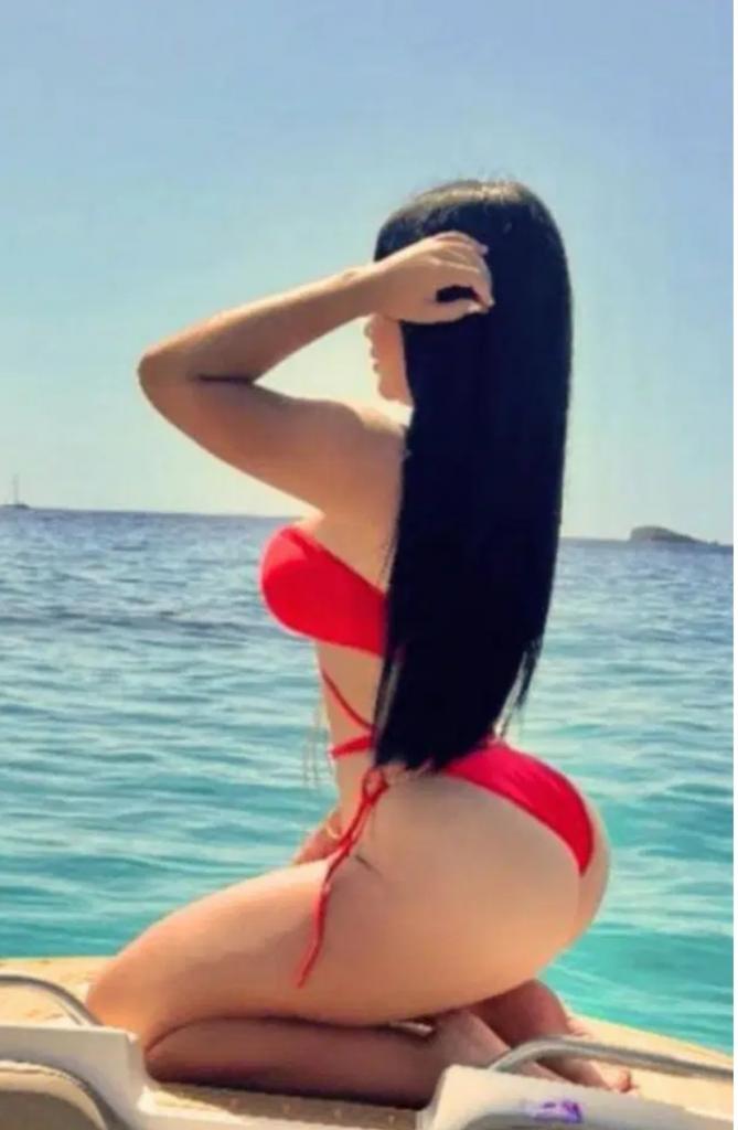Chica busca chico en Tarragona: Chica busca chico