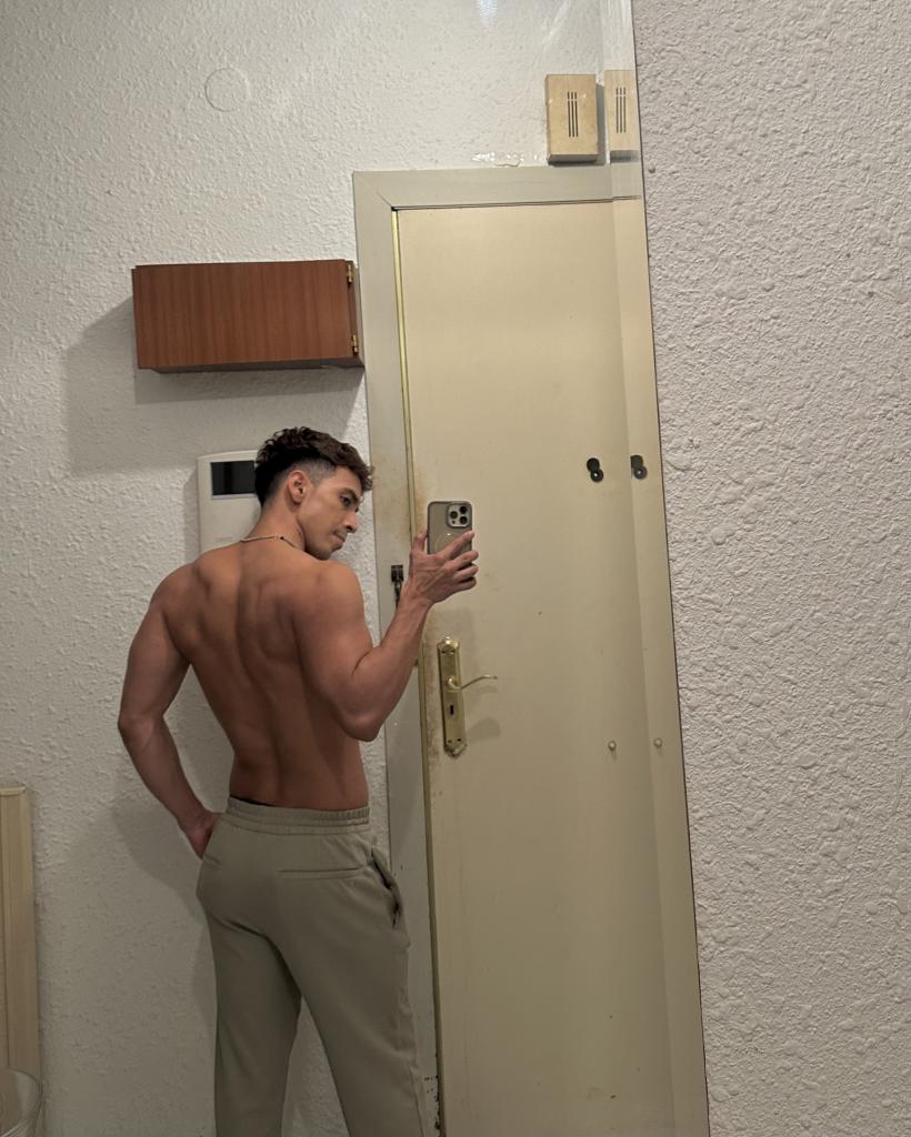 Chico busca chica en Barcelona: 