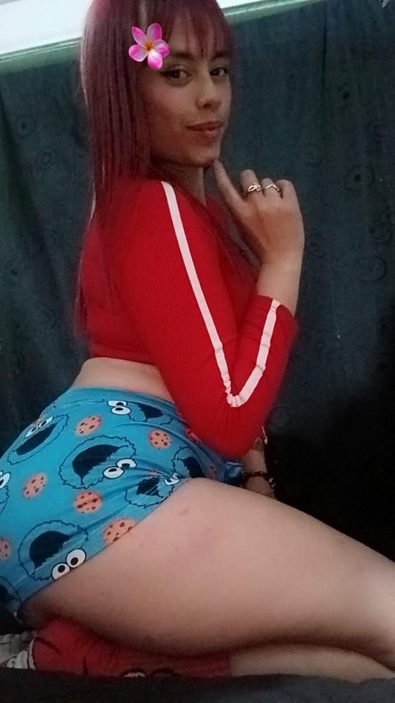 Chica busca chico en Granada: 