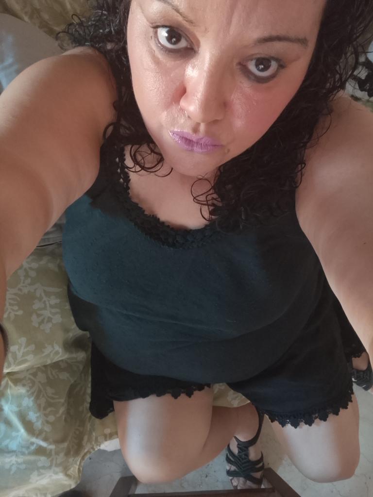 Chica busca chico en Sevilla: 