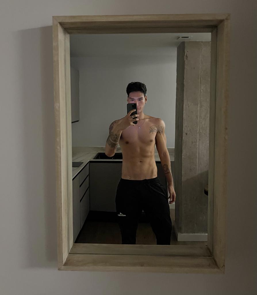 662452942: Chico busca chica en Valencia