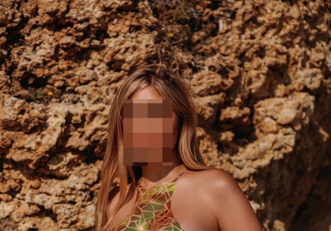 Chica busca chico en Ibiza: Chica busca chico