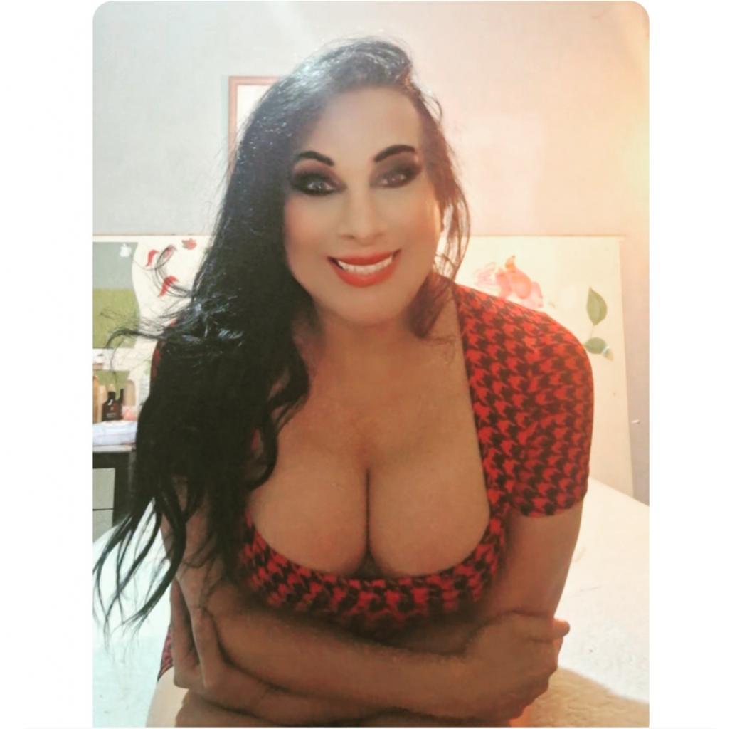 604084017: Transexual en León