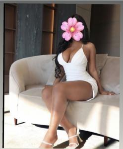 624249024: Chica busca chico en Guipúzcoa