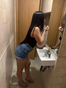 642062735: Chica busca chico en La Coruña