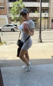 641382429: Chica busca chico en Valencia