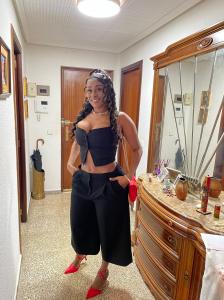 613298276: Chica busca chico en Valencia