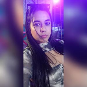 651560118: Chica busca chico en La Coruña