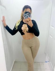 602451646: Chica busca chico en Sevilla