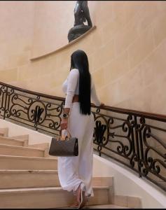 614659190: Chica busca chico en Madrid