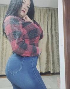 667695410: Chica busca chico en Ávila