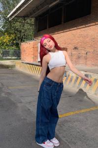 697748773: Chica busca chico en Albacete