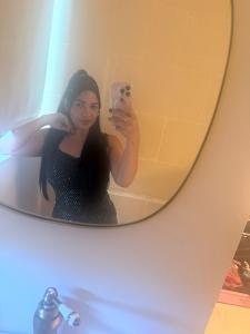 623529304: Chica busca chico en Barcelona