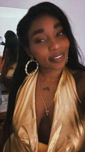 670449604: Chica busca chico en Barcelona