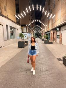 632208221: Chica busca chico en Alicante