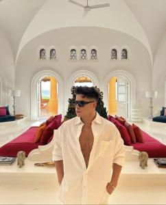 613145814: Chico busca chica en Cádiz