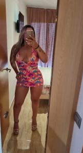 632804717: Chica busca chico en Barcelona