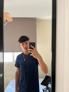 674344545: Chico busca chica en Granada