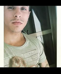 627752312: Chico busca chica en Barcelona