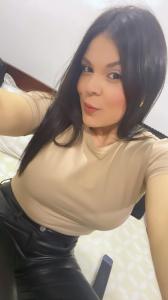 610533124: Chica busca chico en León