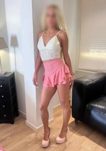 685341061: Chica busca chico en Madrid